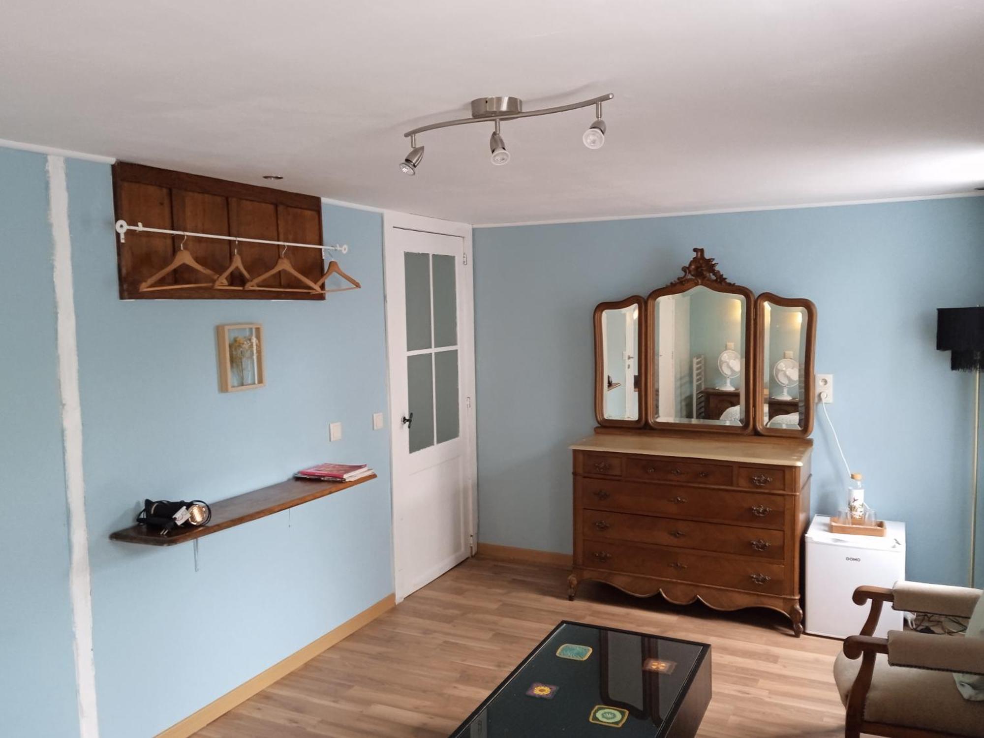 Feel At Home In Warre, Дюрби Екстериор снимка